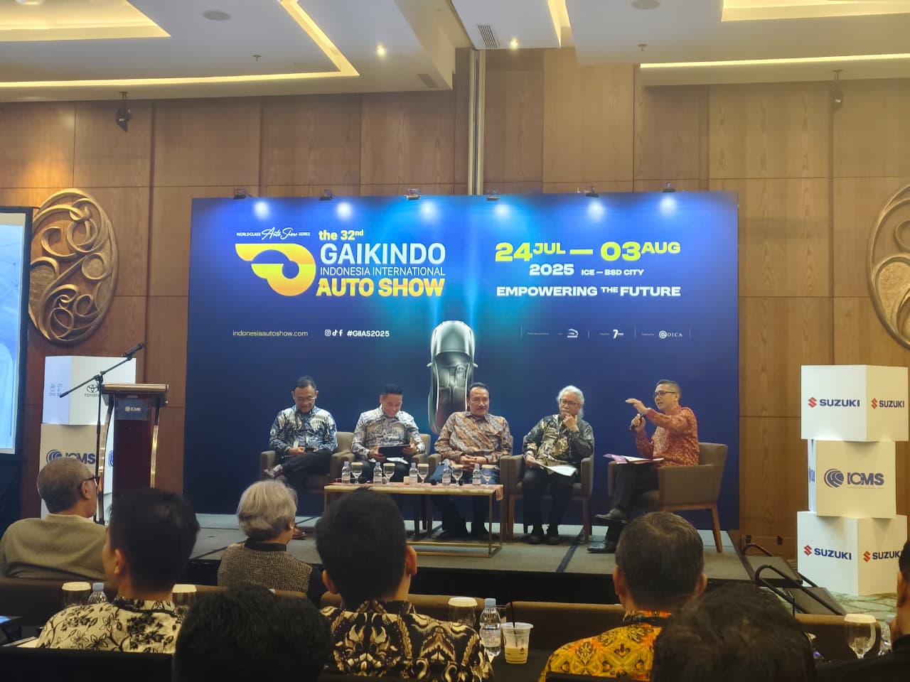 Dialog Otomotif: Perang Harga Mobil Murah Itu Bukan Gara-gara China, Tapi Amerika Serikat!