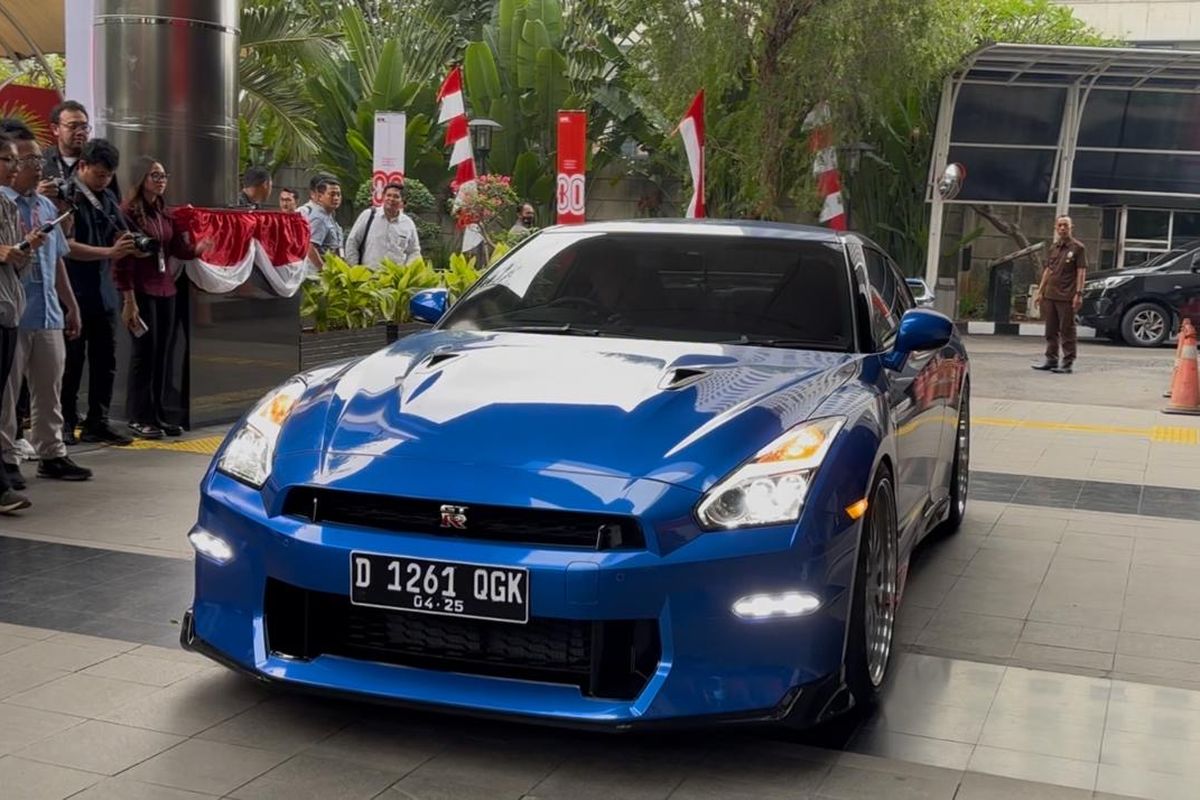 Nissan GT-R 35 Skyline Edition OTT KPK