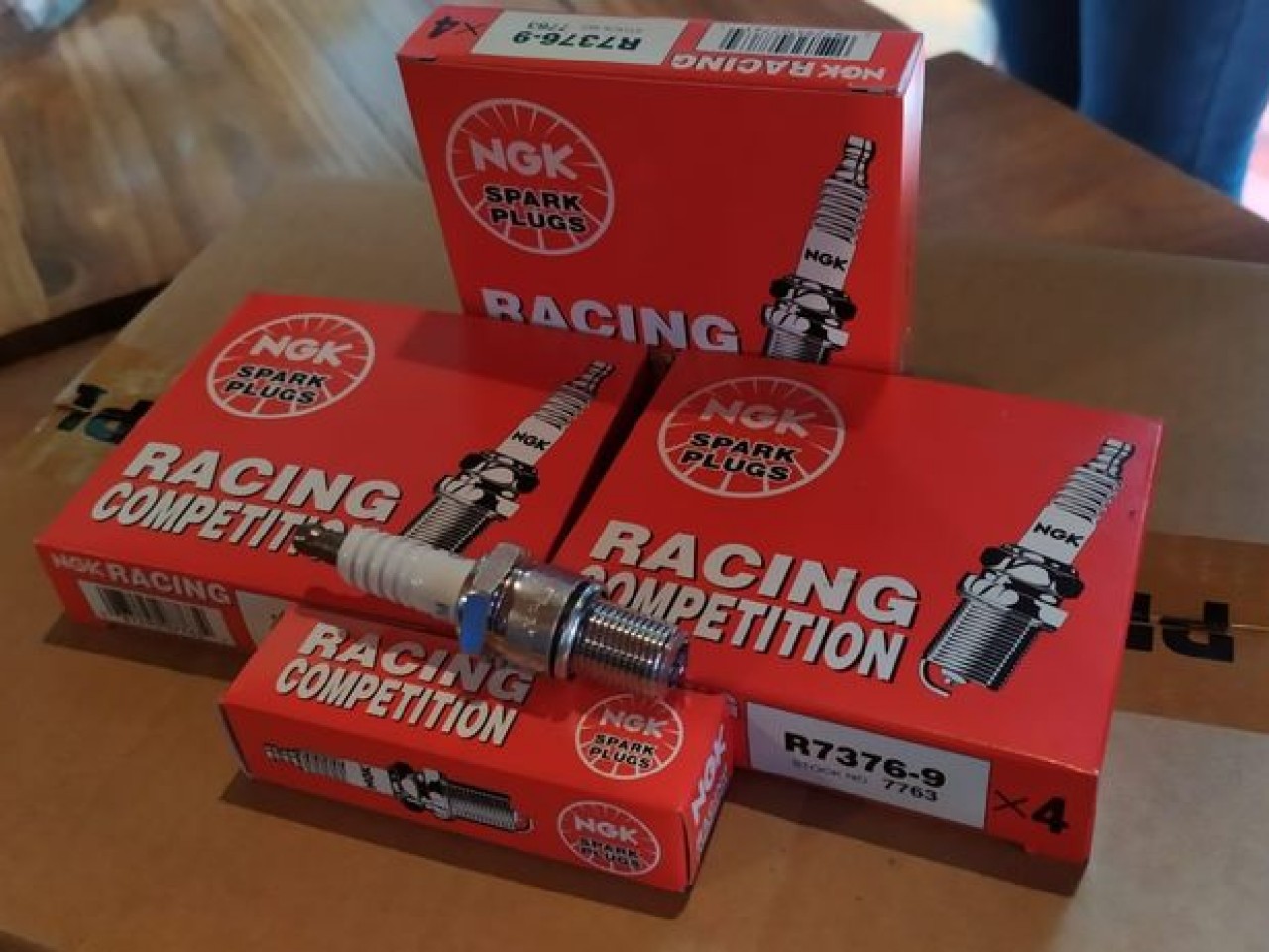 Tips Mubazir Buang Duit: Pasang Busi Racing di Motor Standar